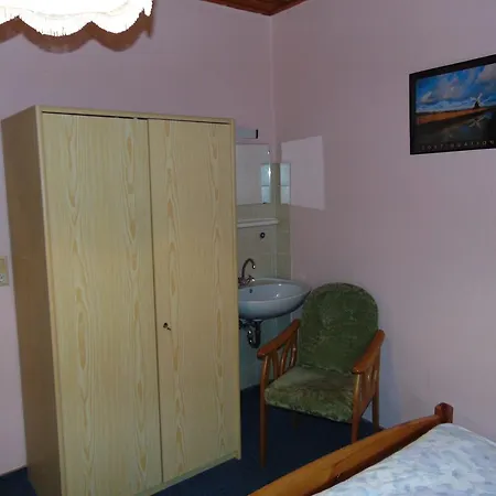 Westerwarf Apartment